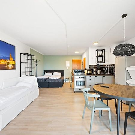 Sali Homes - Fewo Bluehendes Barock Людвигсбург Экстерьер фото