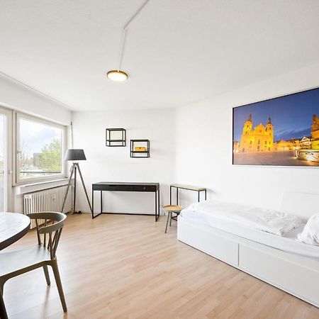 Sali Homes - Fewo Bluehendes Barock Людвигсбург Экстерьер фото