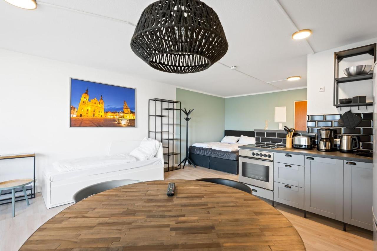 Sali Homes - Fewo Bluehendes Barock Людвигсбург Экстерьер фото